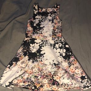 Causal floral old navy dress